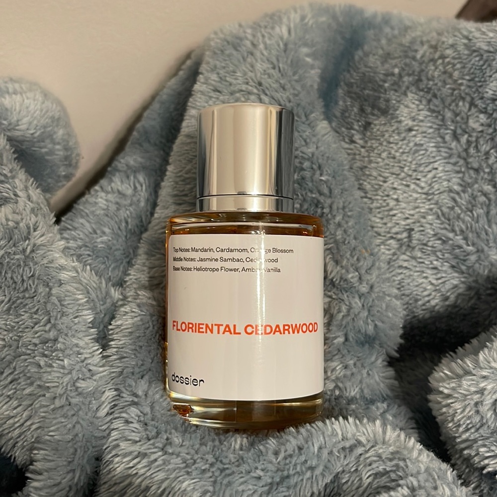 Ambery Cedarwood also known as floriental cedarwood